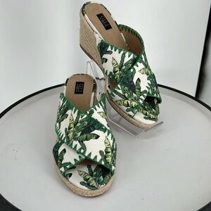 G.I.L.I. Kalani‎ Crossband Slide Wedges